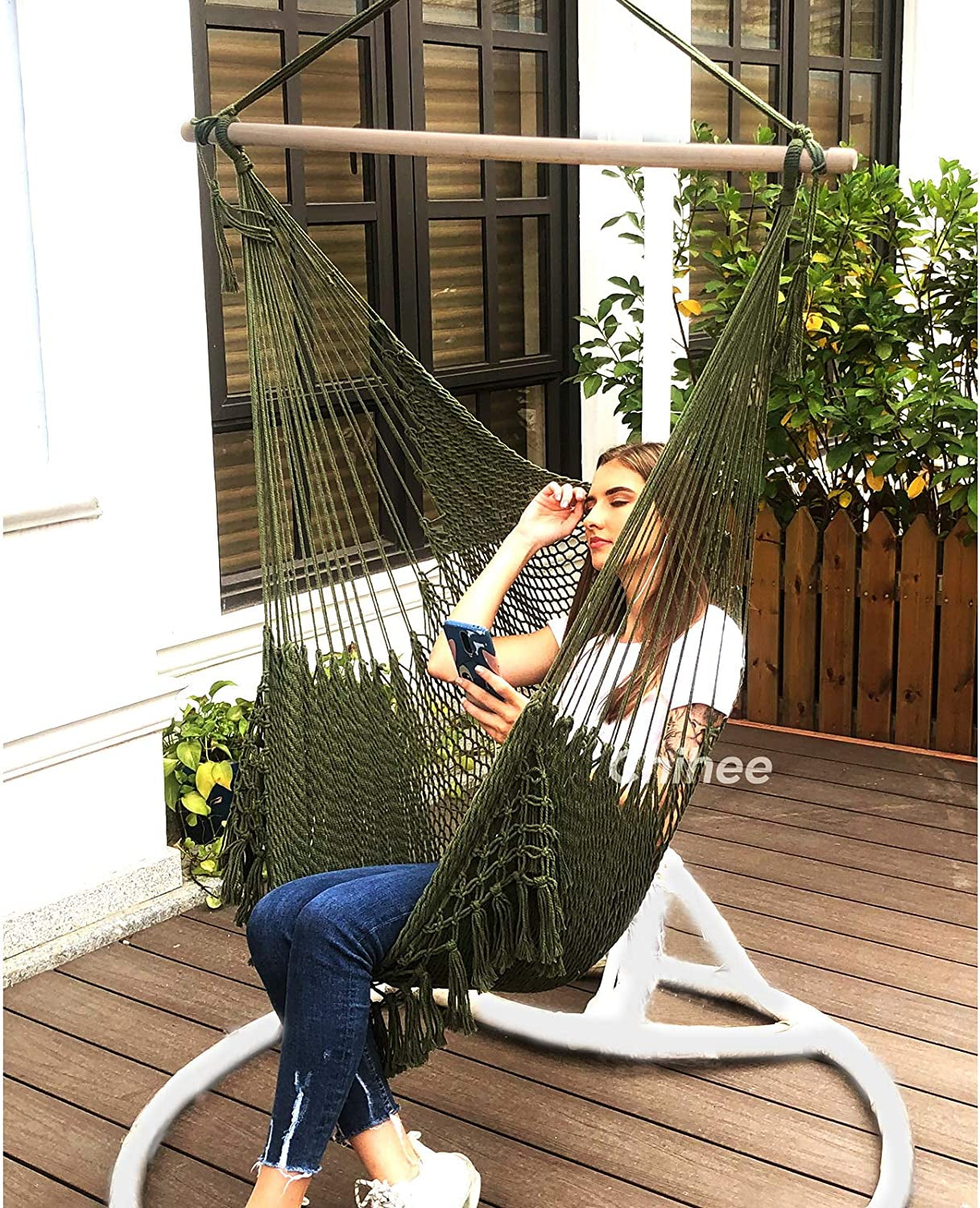 Hammock Chair Super Large Hanging Chair Soft-Spun Cotton Rope Weaving Chair, Hardwood Spreader Bar Wide Seat Lace Swing Chair Indoor Outdoor Garden Yard Theme Decoration