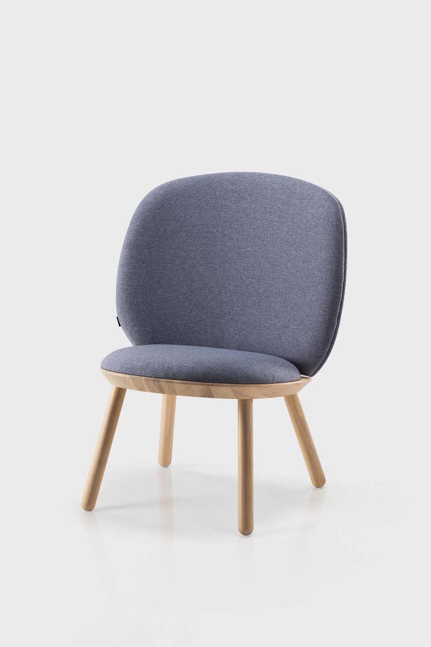 Naïve Low Chair