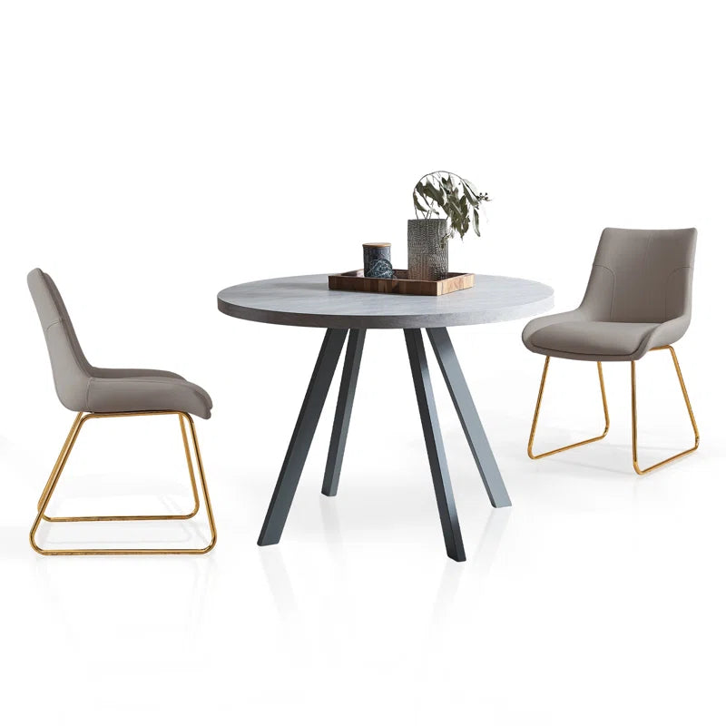 Siefert 35.4'' round Dining Table Set MDF Dining Table and 4 U-Shaped Dining Chairs